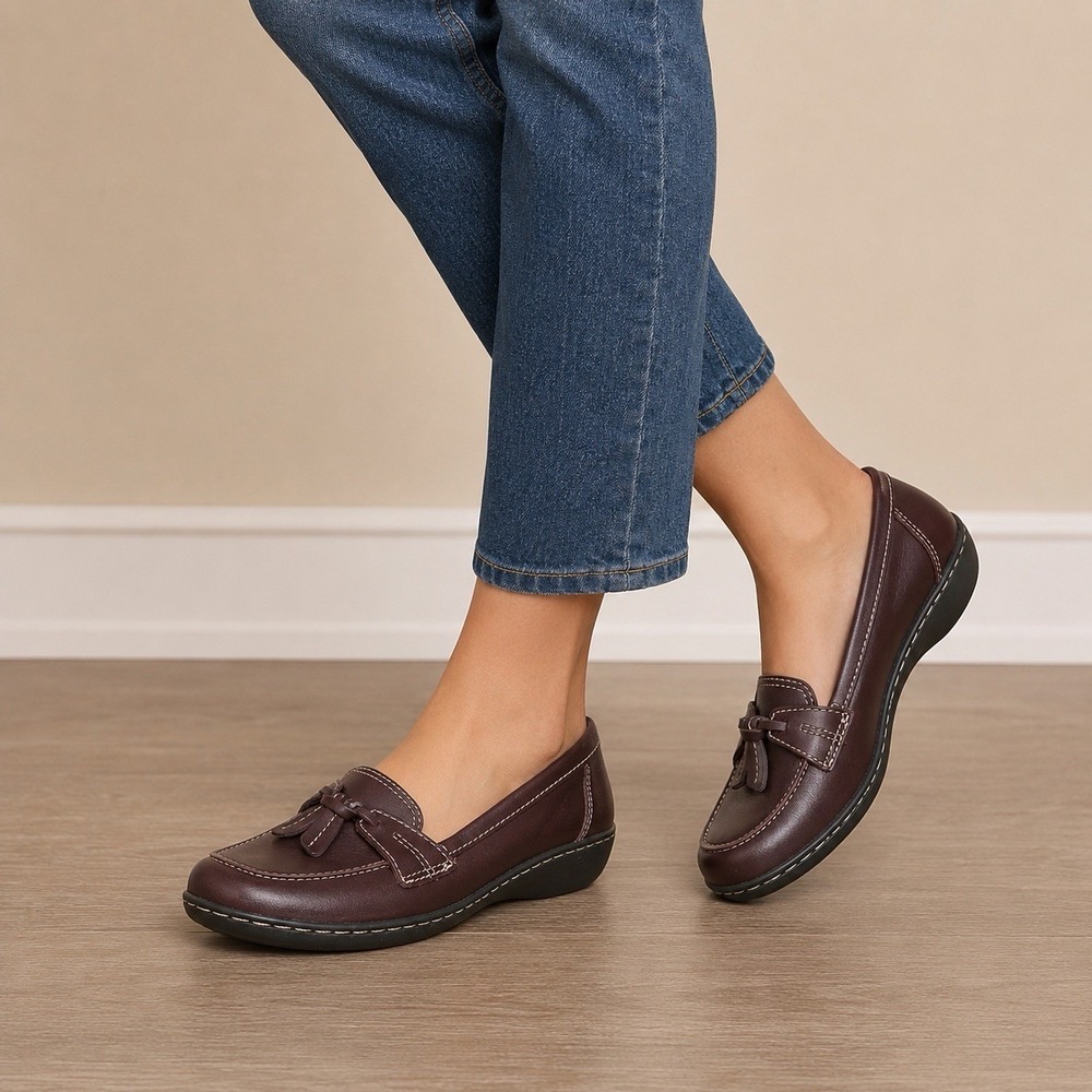 Clarks NEW Ashland Bubble Loafers Womens 8.5 Narrow Burgundy Leather Comfort